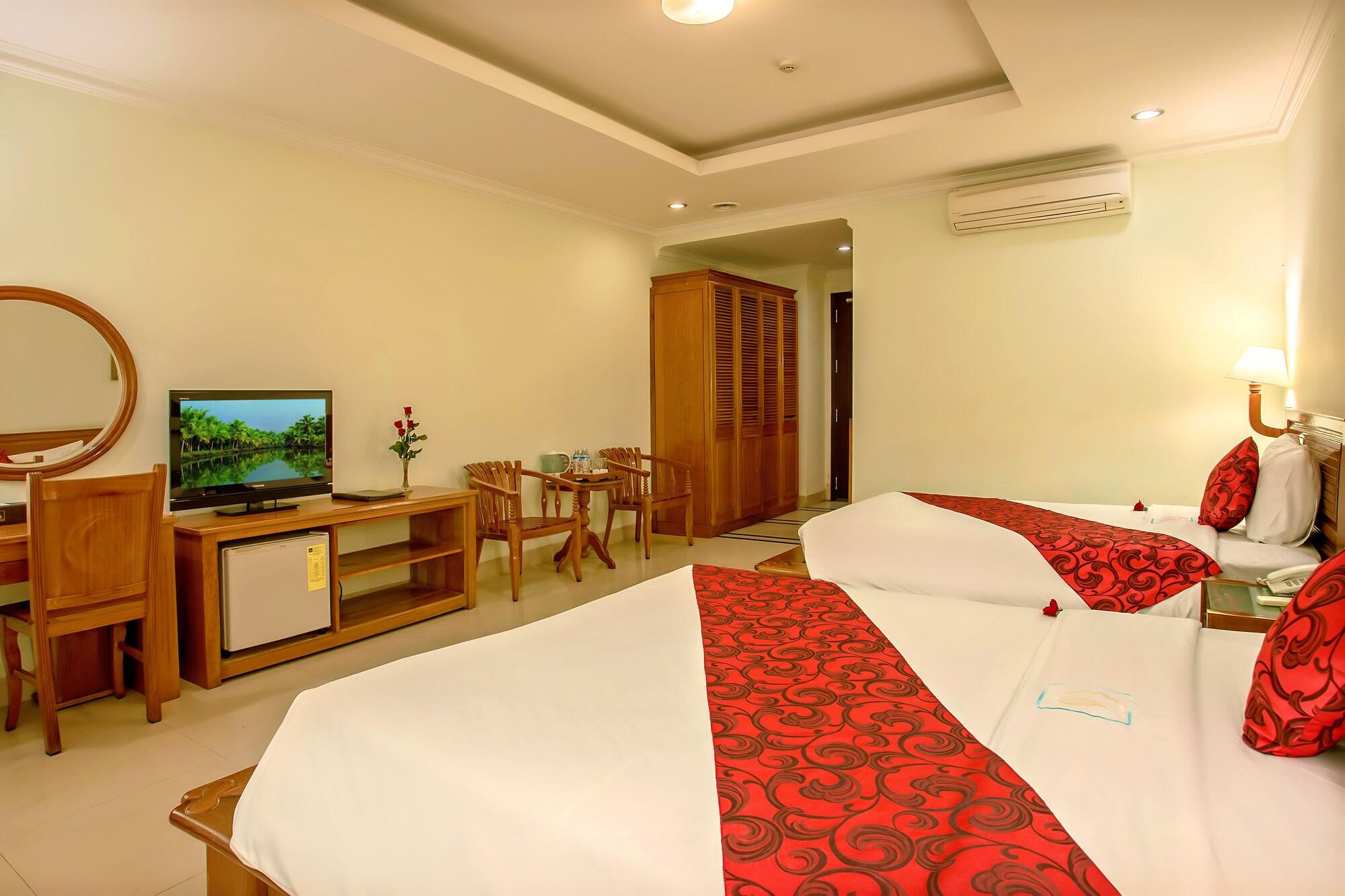 Golden Sea Hotel Da Nang Exterior photo