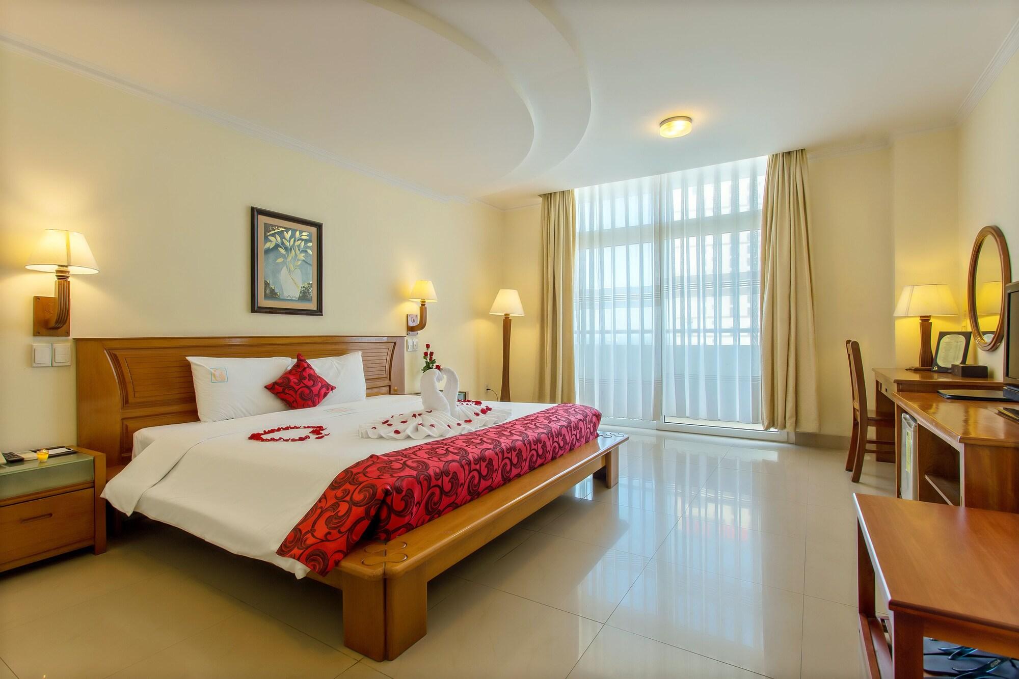 Golden Sea Hotel Da Nang Exterior photo