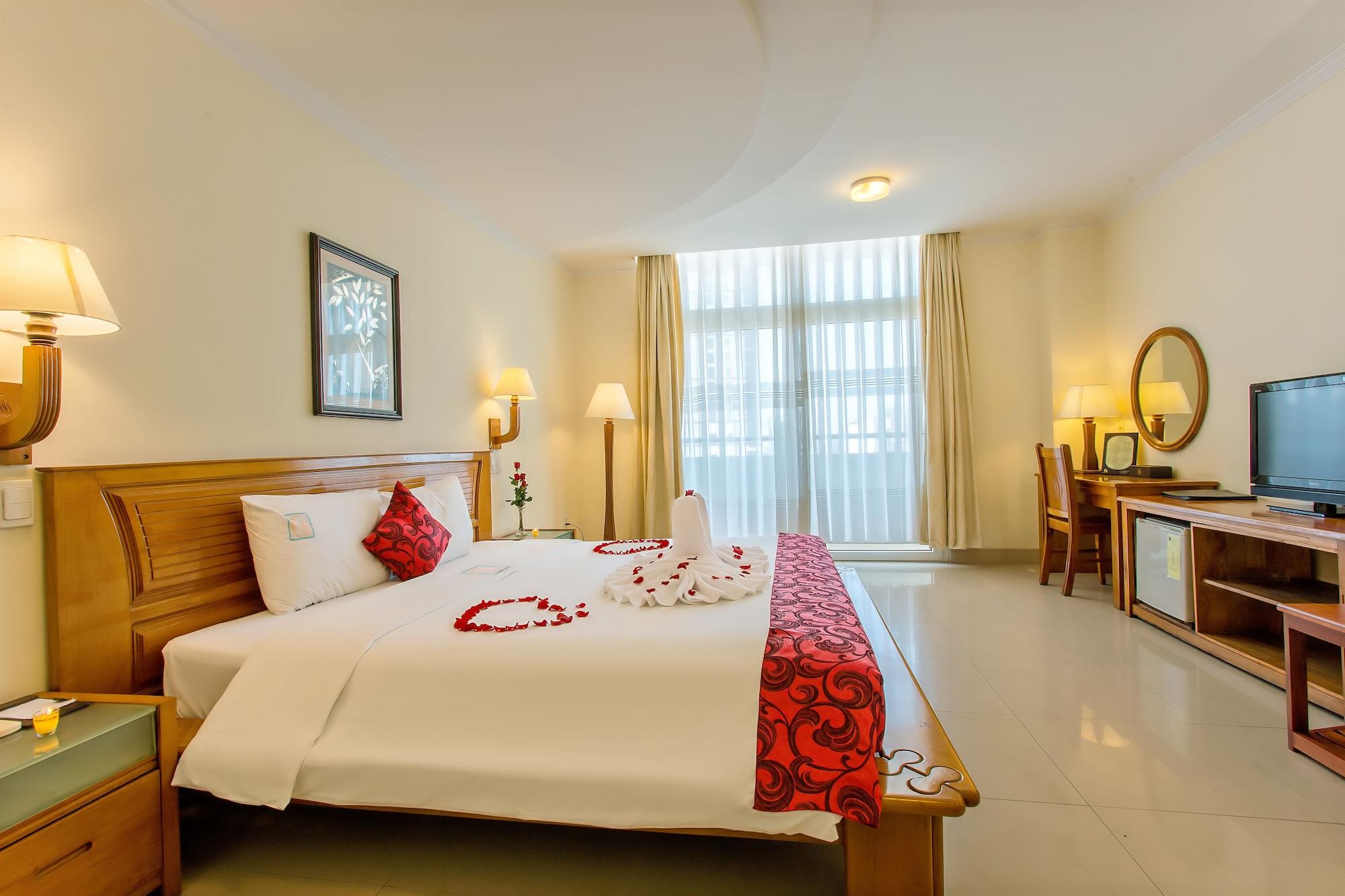 Golden Sea Hotel Da Nang Exterior photo