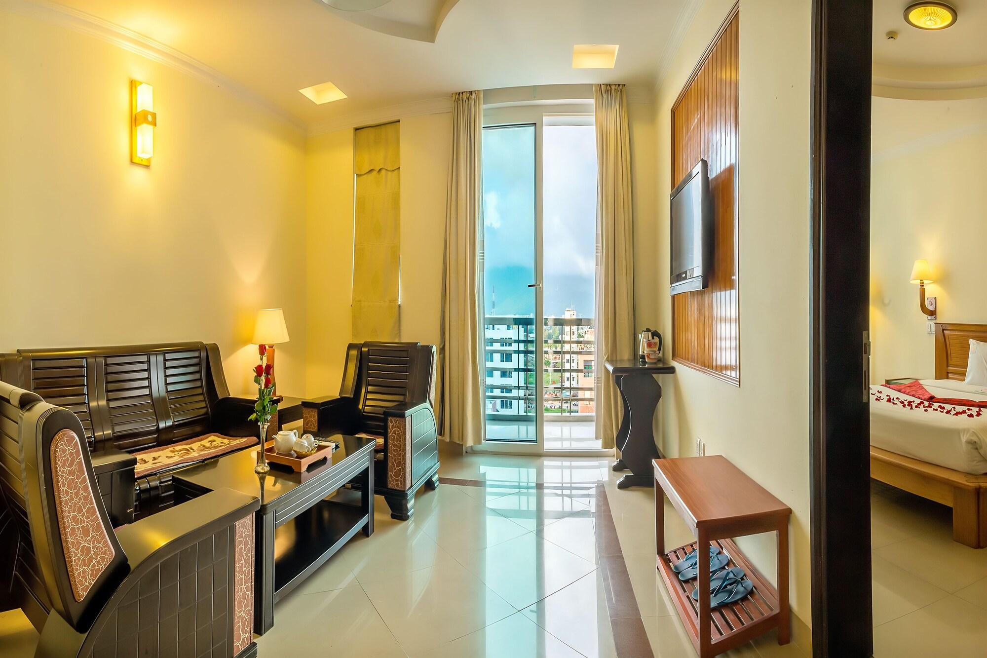 Golden Sea Hotel Da Nang Exterior photo