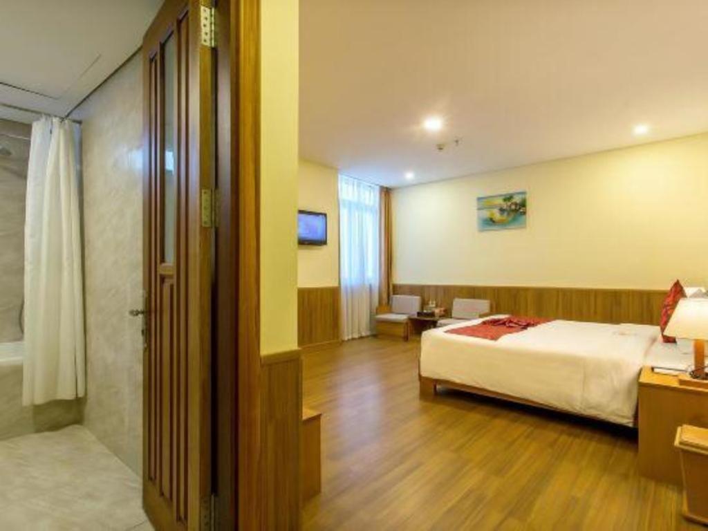 Golden Sea Hotel Da Nang Exterior photo