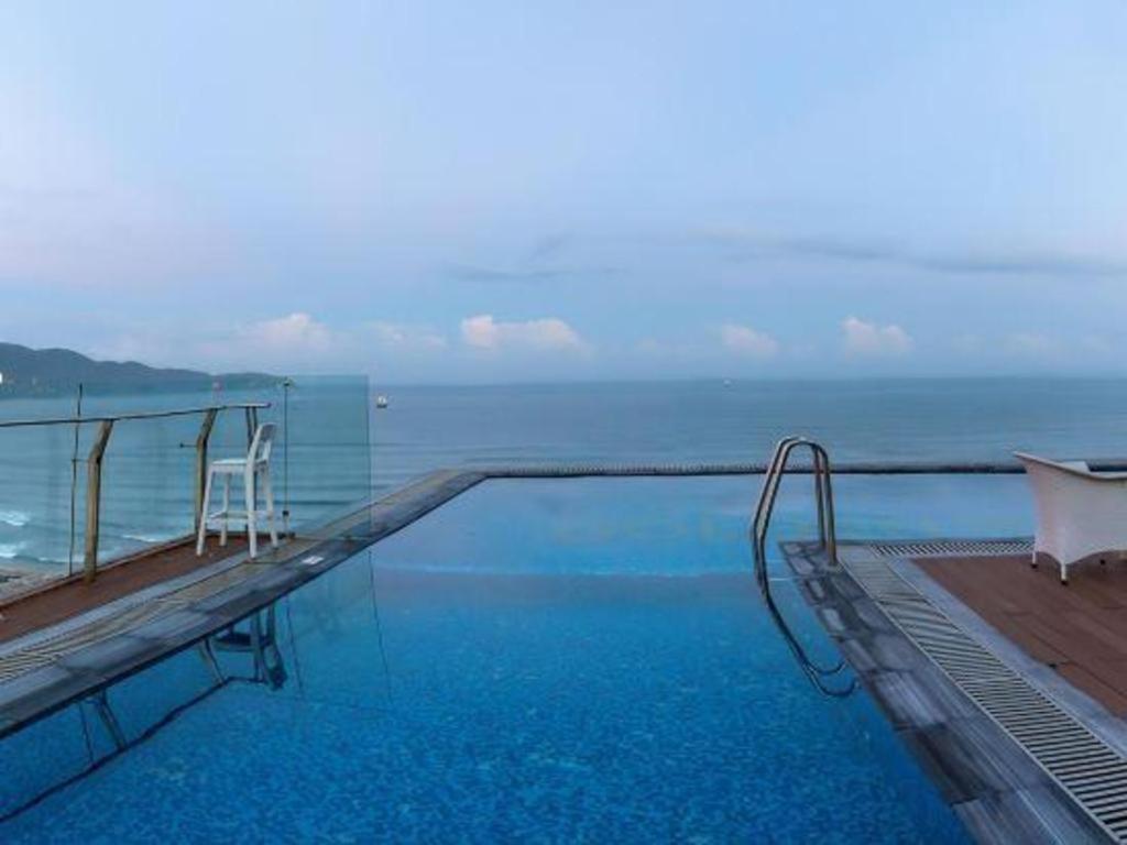 Golden Sea Hotel Da Nang Exterior photo